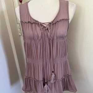 Pretty Sleeveless Top